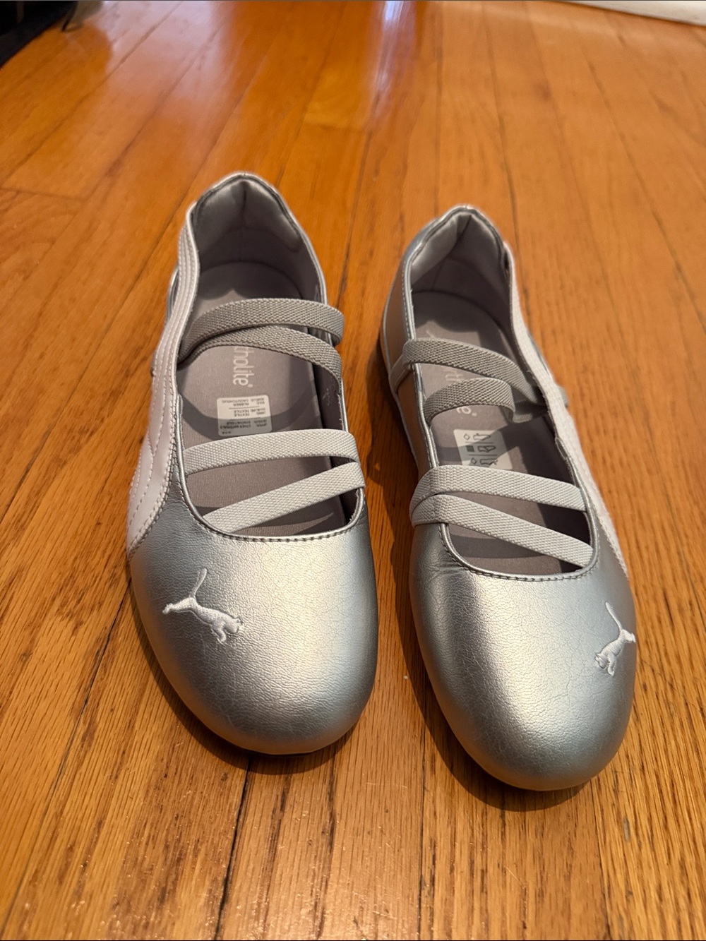 Puma Speedcat Silver Woman’s size 7 Mary Jane Ballet Flats with Elastic Straps